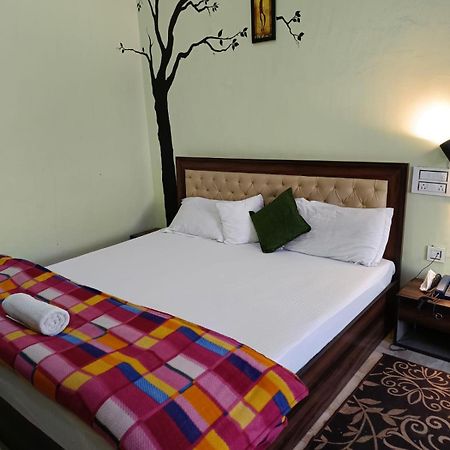Joshi Holiday Home Stay Лансдаун Екстериор снимка