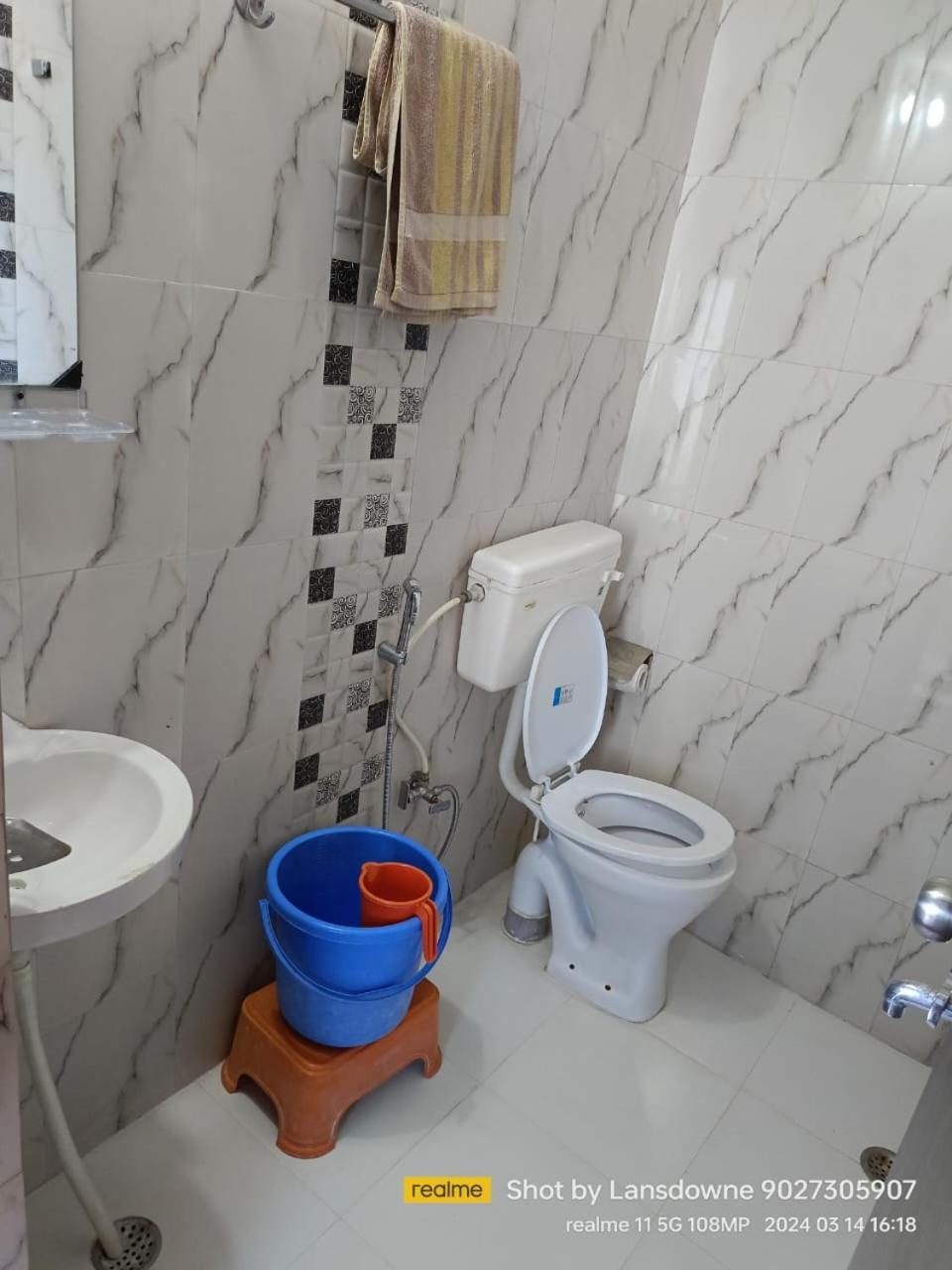 Joshi Holiday Home Stay Лансдаун Екстериор снимка