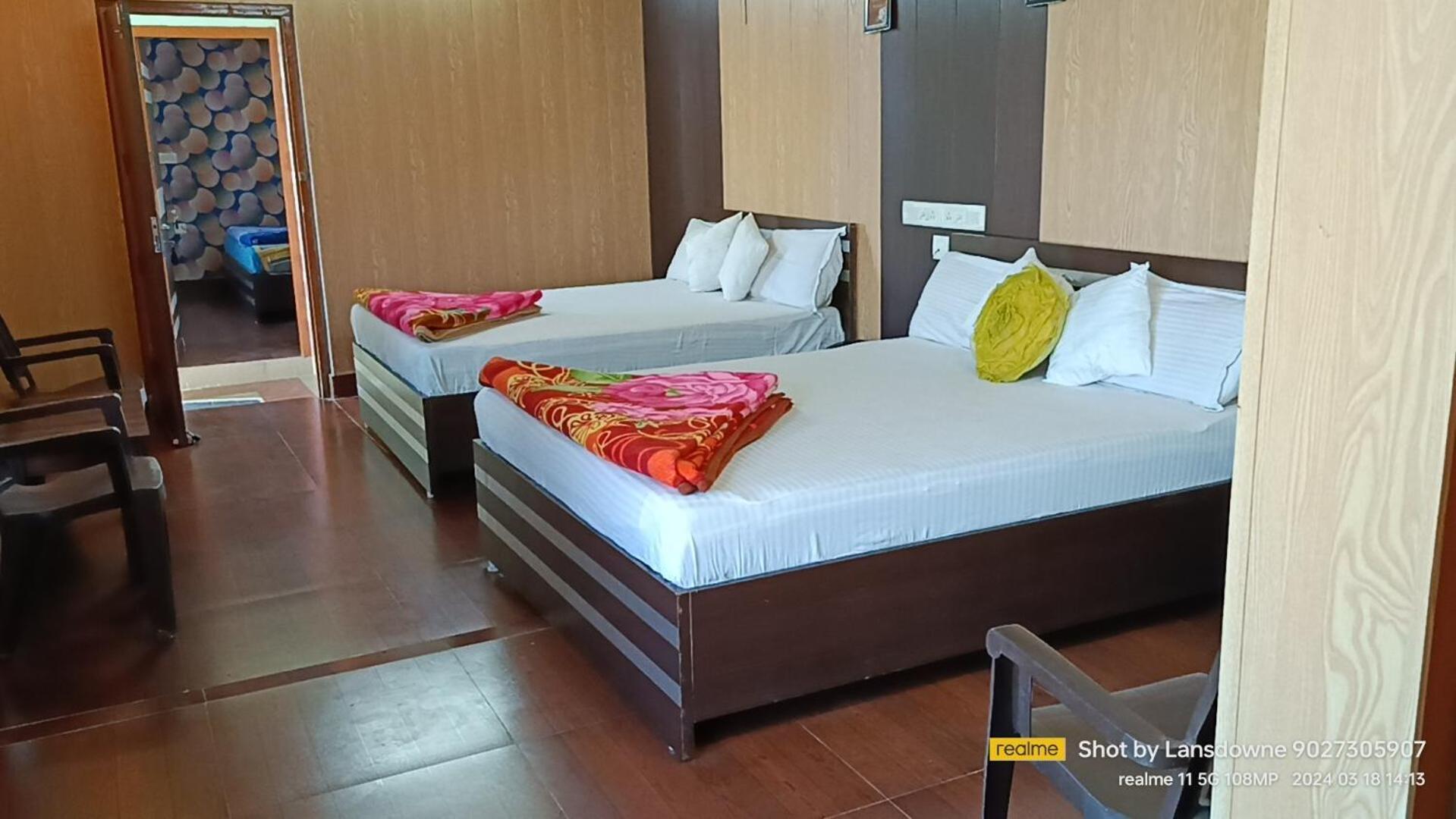 Joshi Holiday Home Stay Лансдаун Екстериор снимка