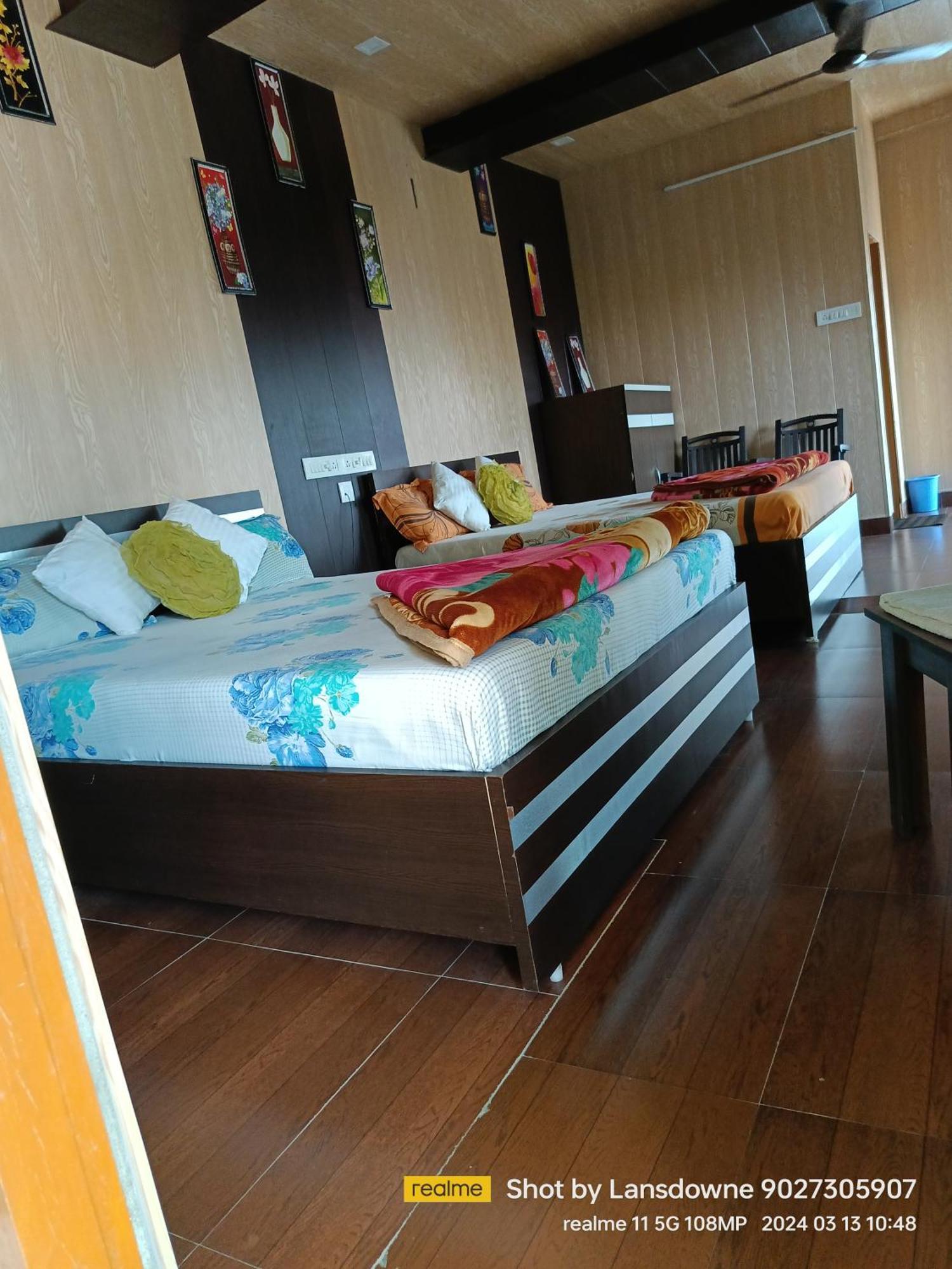 Joshi Holiday Home Stay Лансдаун Екстериор снимка