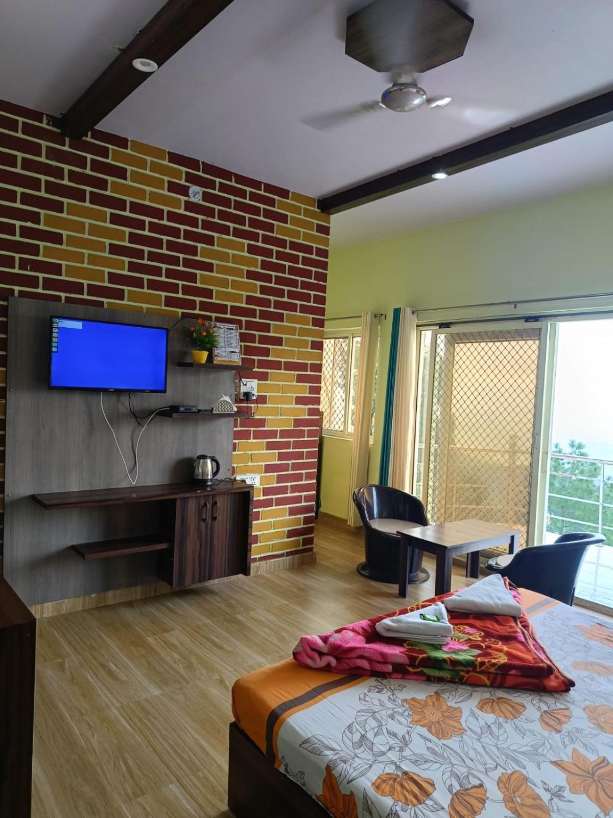 Joshi Holiday Home Stay Лансдаун Екстериор снимка