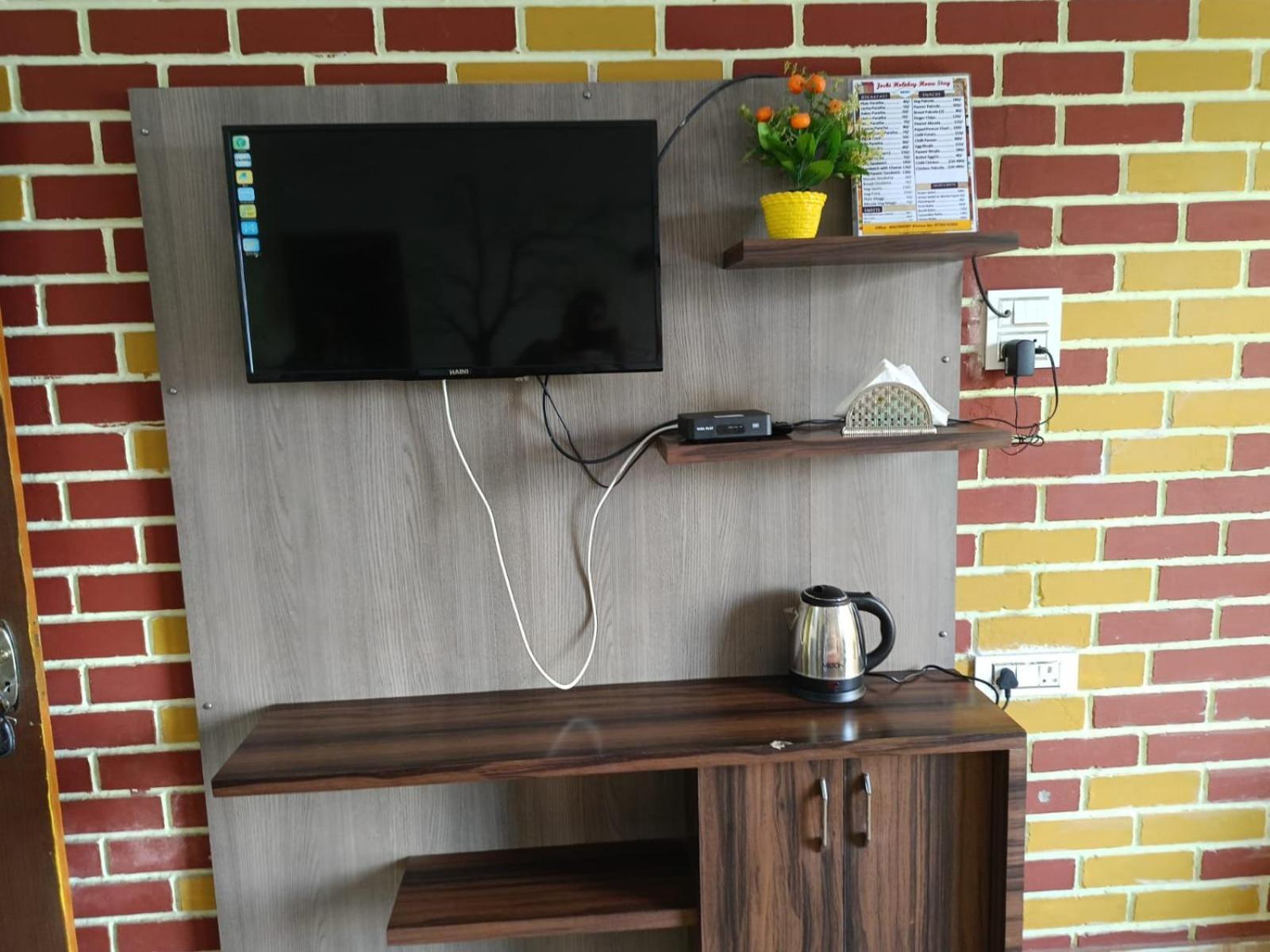 Joshi Holiday Home Stay Лансдаун Екстериор снимка