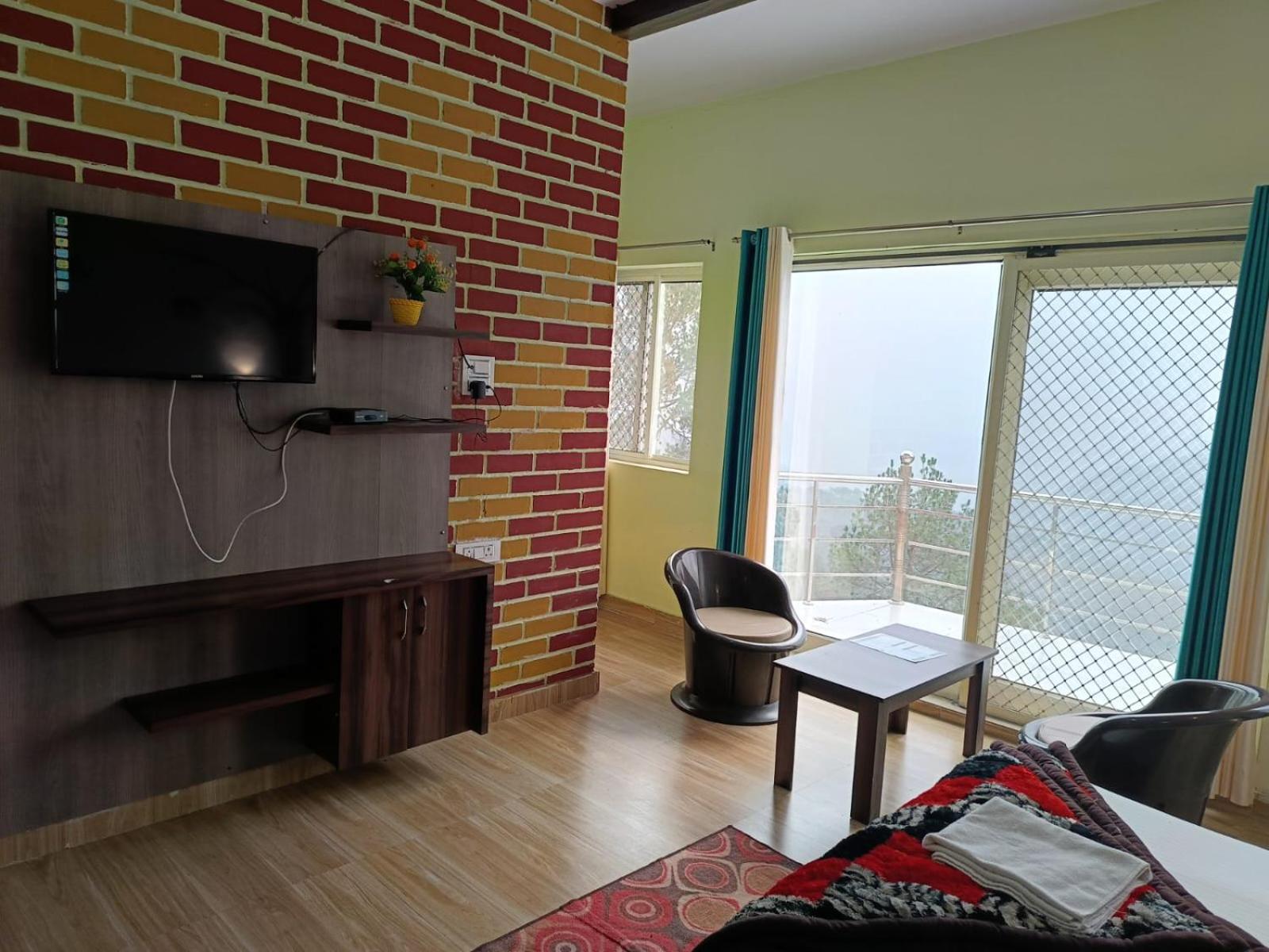 Joshi Holiday Home Stay Лансдаун Екстериор снимка