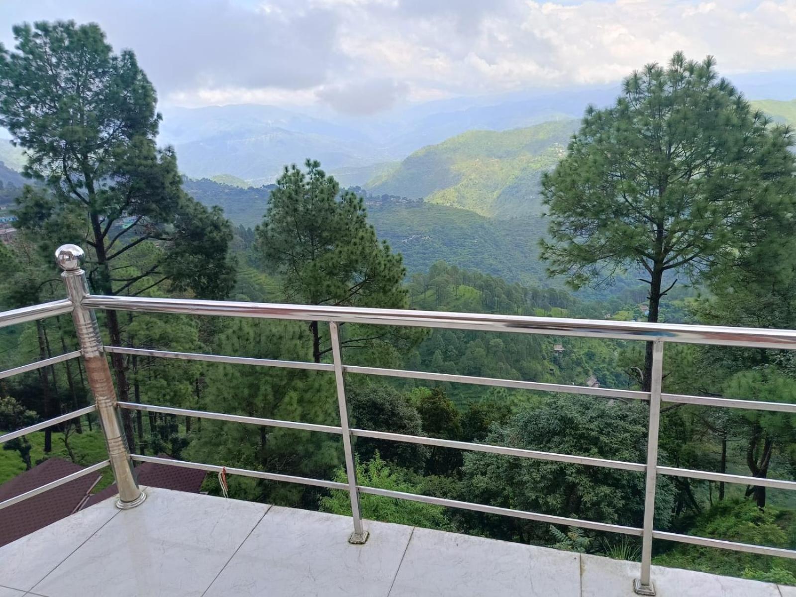 Joshi Holiday Home Stay Лансдаун Екстериор снимка