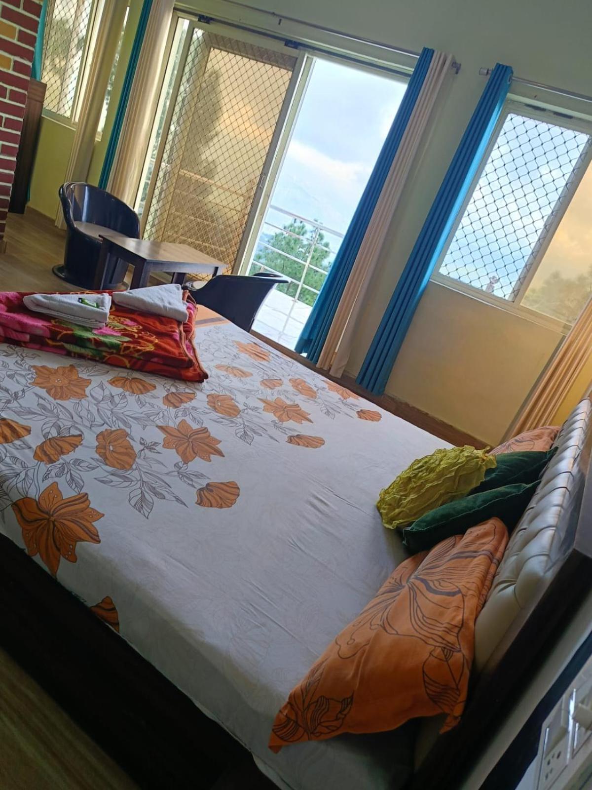 Joshi Holiday Home Stay Лансдаун Екстериор снимка