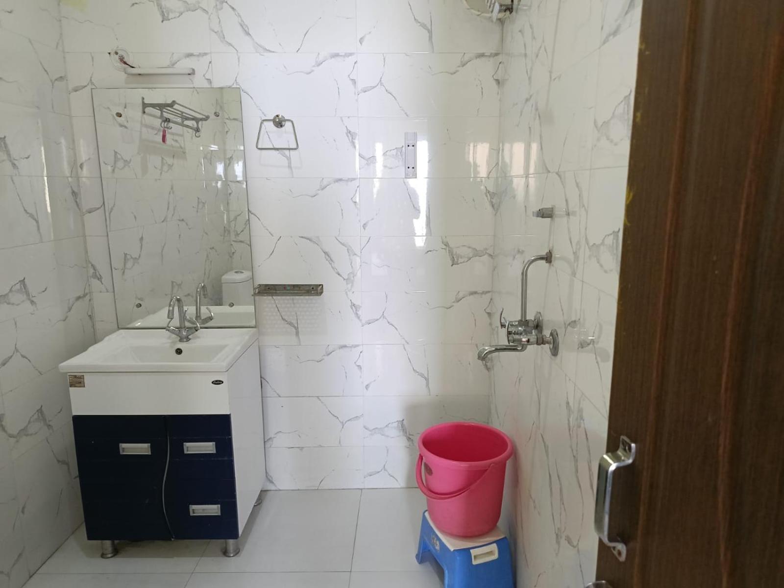 Joshi Holiday Home Stay Лансдаун Екстериор снимка